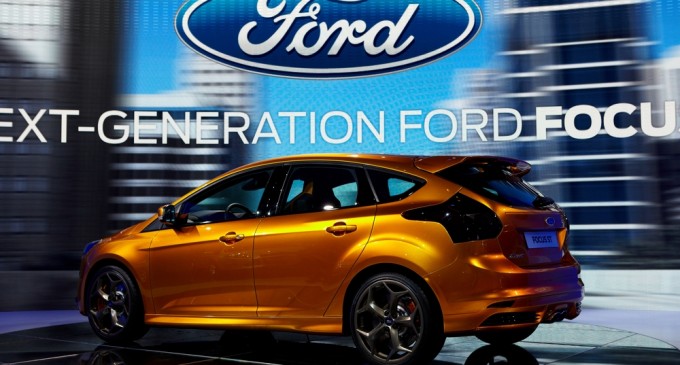 Ford Develops Plan to Cut Debt